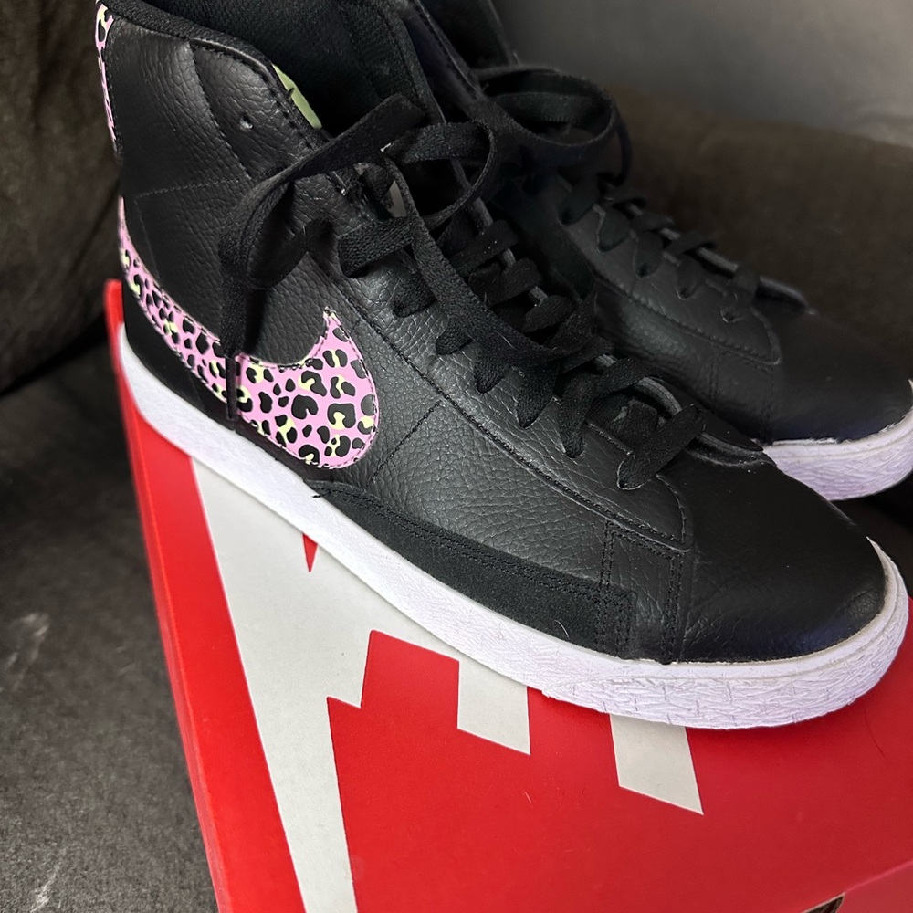 Nike Black and Pink Sneakers with Animal Print